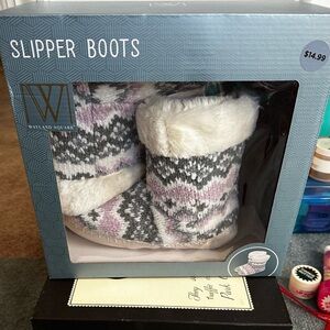 Wayland Square Women's Cozy Slipper Boots - Pink and Gray